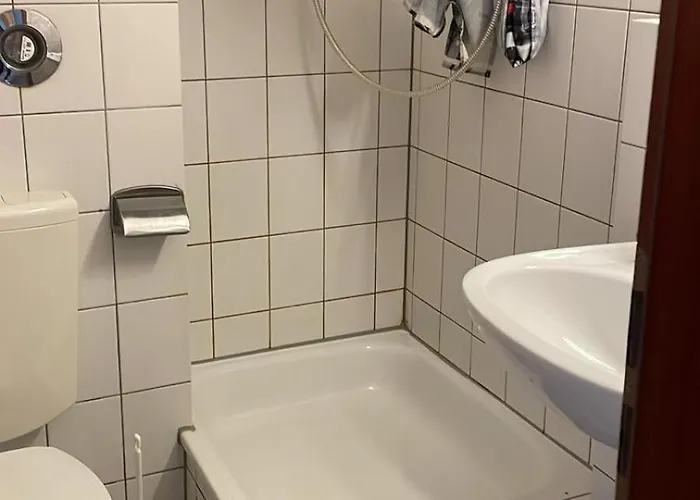 阿利斯特拉斯公寓 公寓 *